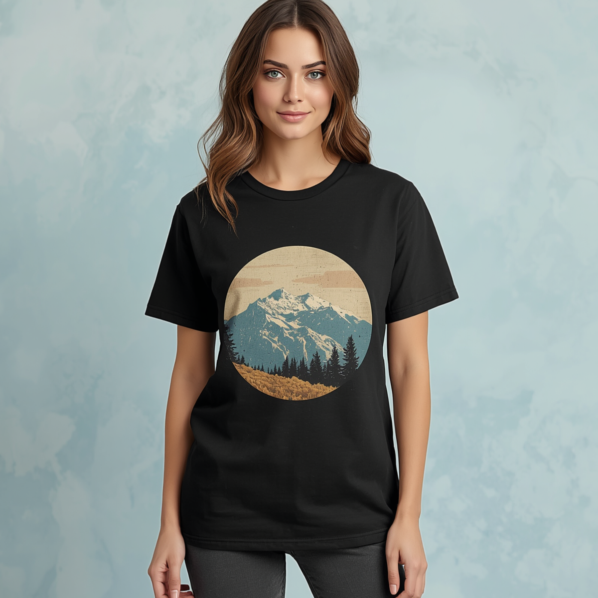 Schwarzes Damen T-Shirt mit Bergmotiv, kurzen Ärmeln und Rundhalsausschnitt